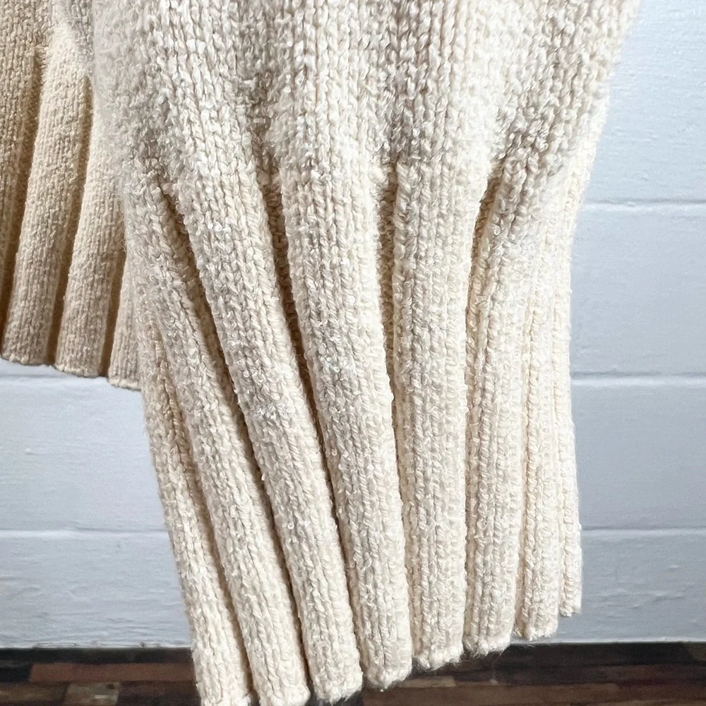 Free People Street Fair Tunic Sweater size Medium‎ ivory over-sized